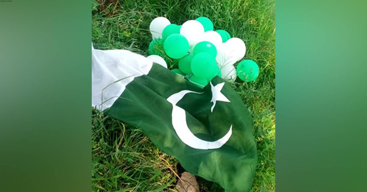 Pakistan flag tied to balloons found in Jammu-Kashmir's Udhampur